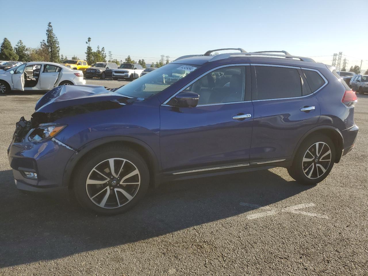 2019 NISSAN ROGUE