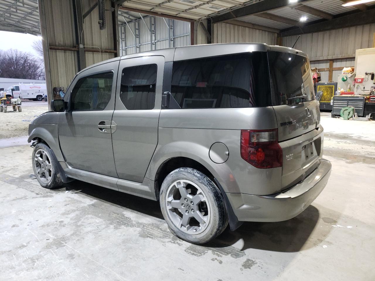 2008 Honda Element - Image 2