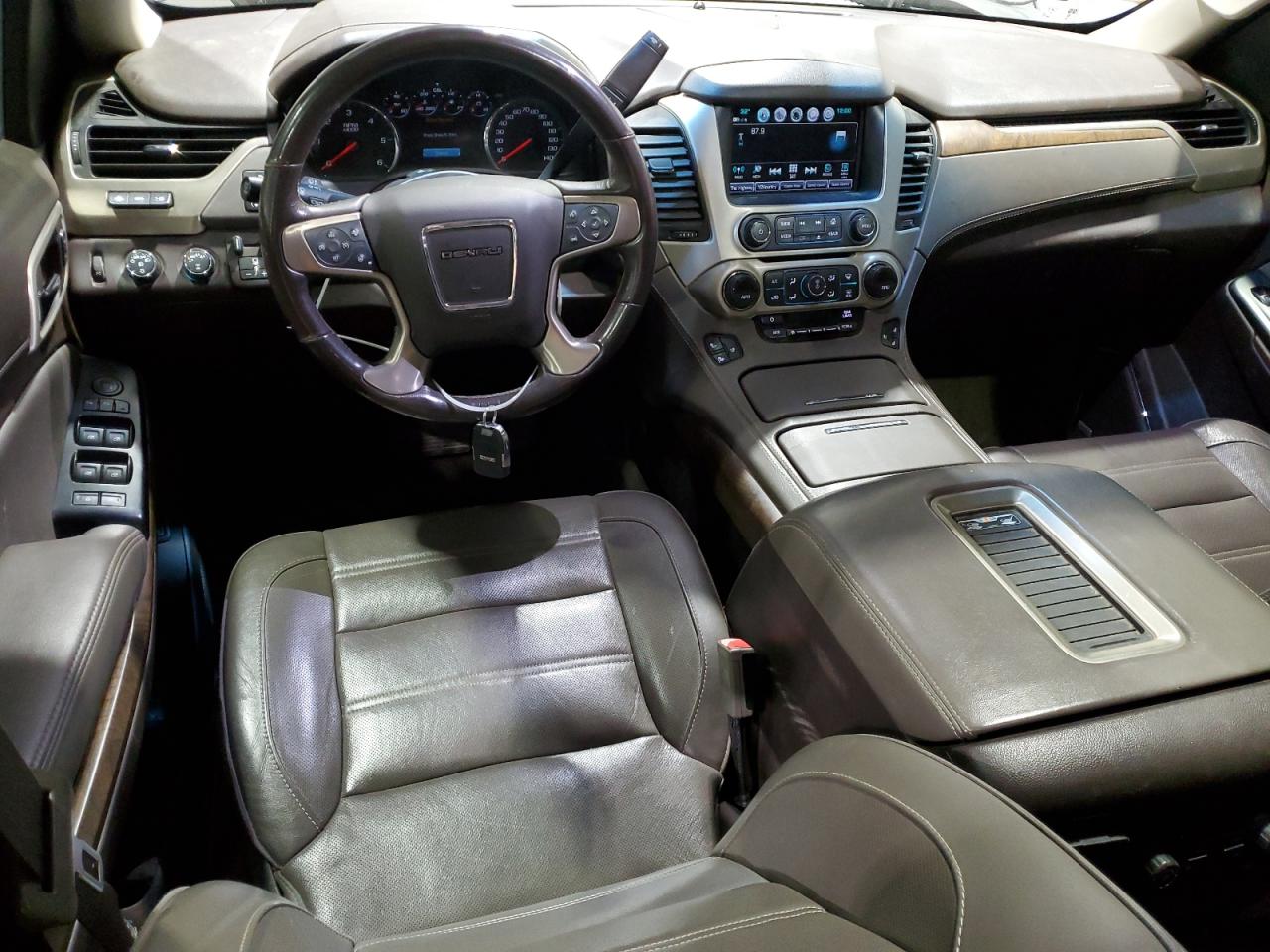 2018 GMC Yukon - Image 8