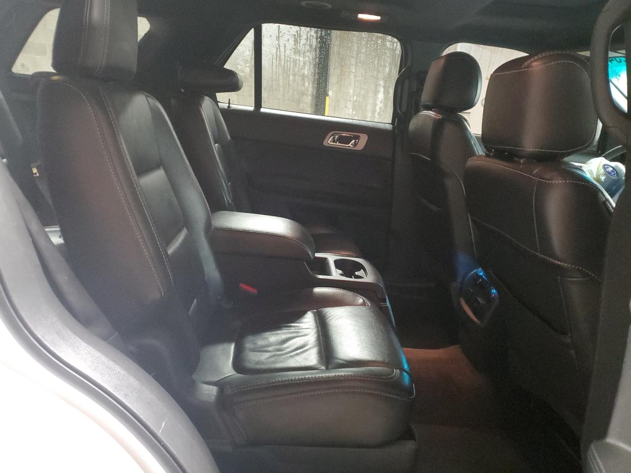 2014 Ford Explorer - Image 11