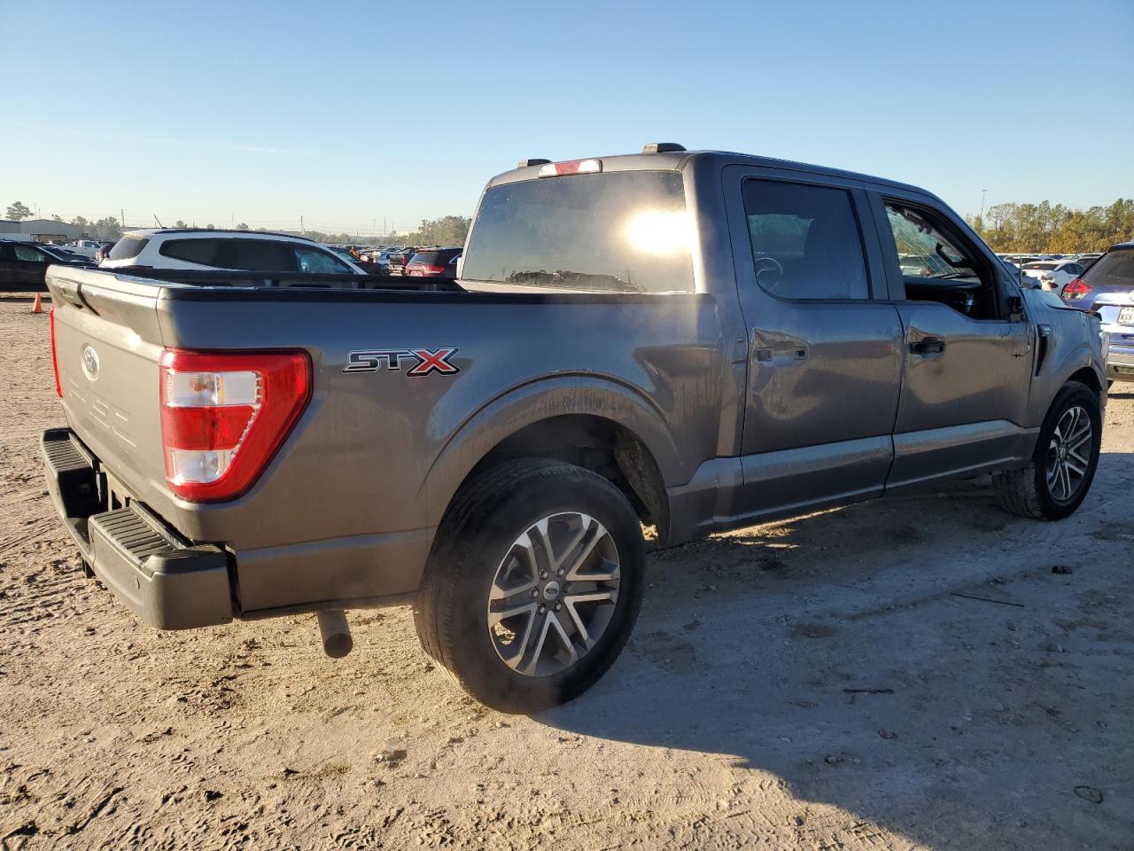 VIN 1FTEW1C59MFA90334 2021 FORD F-150 no.3