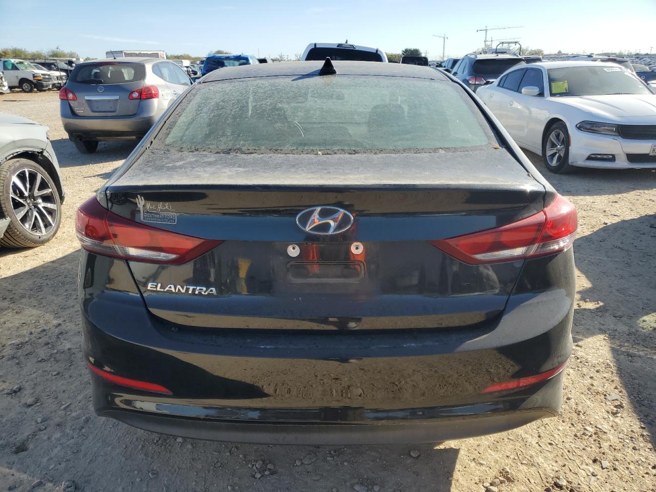 2018 Hyundai Elantra - Image 6