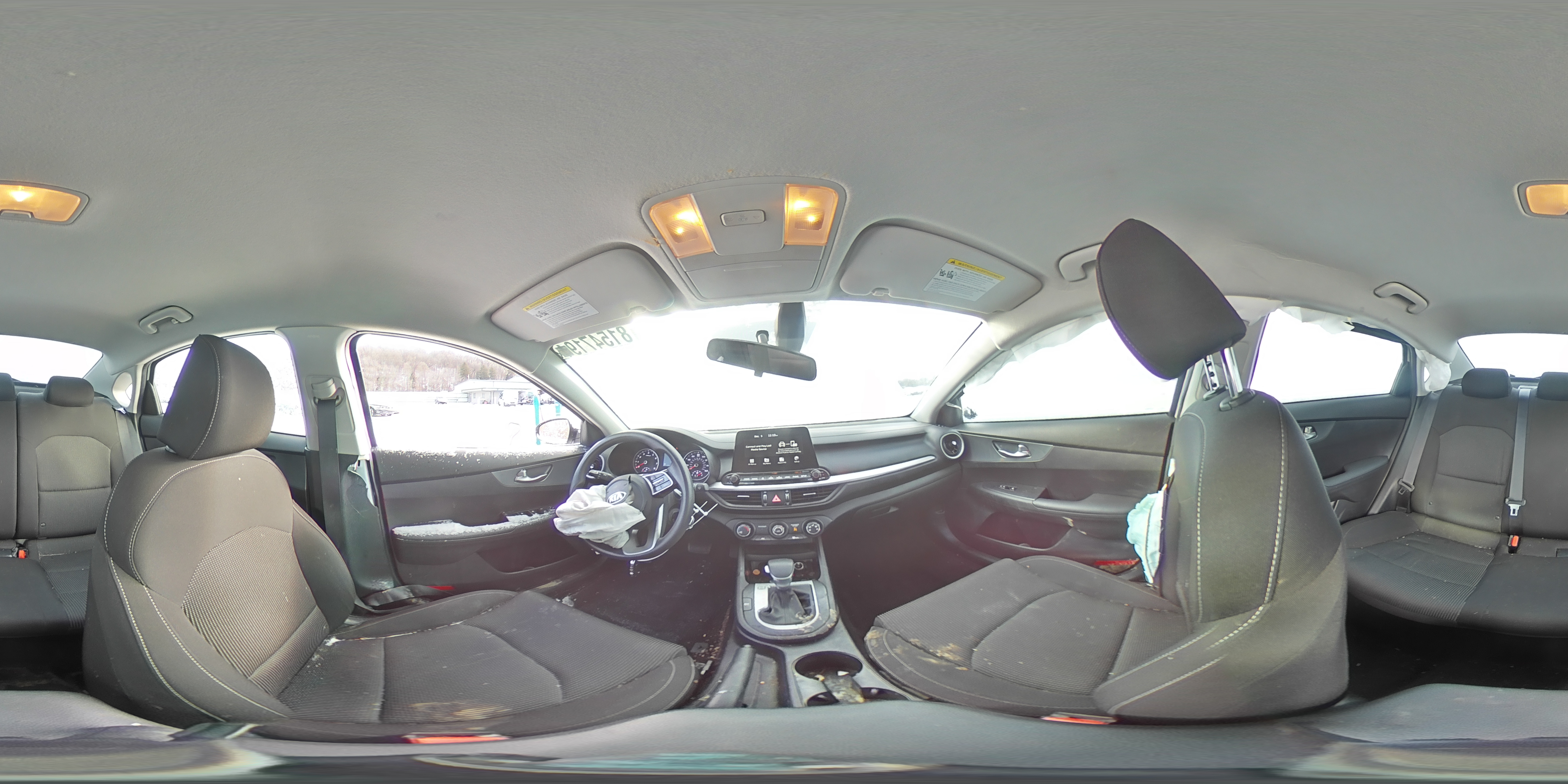2021 Kia Forte - Image 13