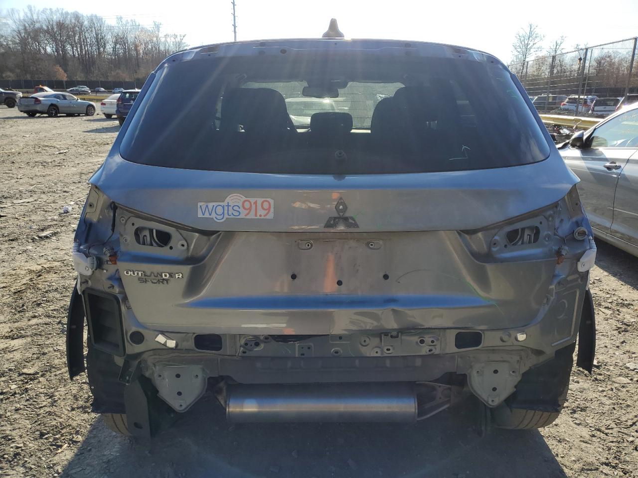 2021 Mitsubishi Outlander - Image 6