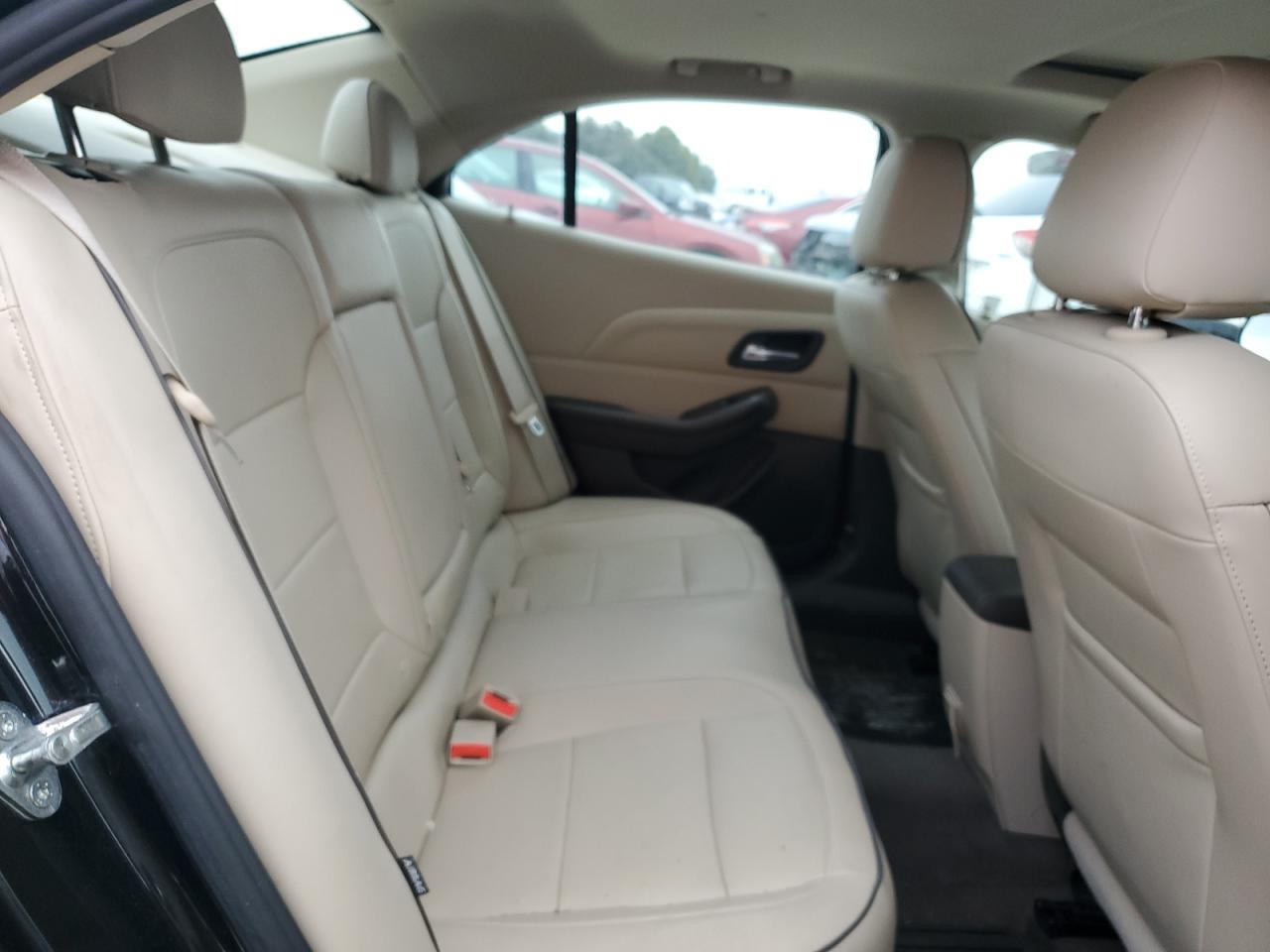 2014 Chevrolet Malibu - Image 10