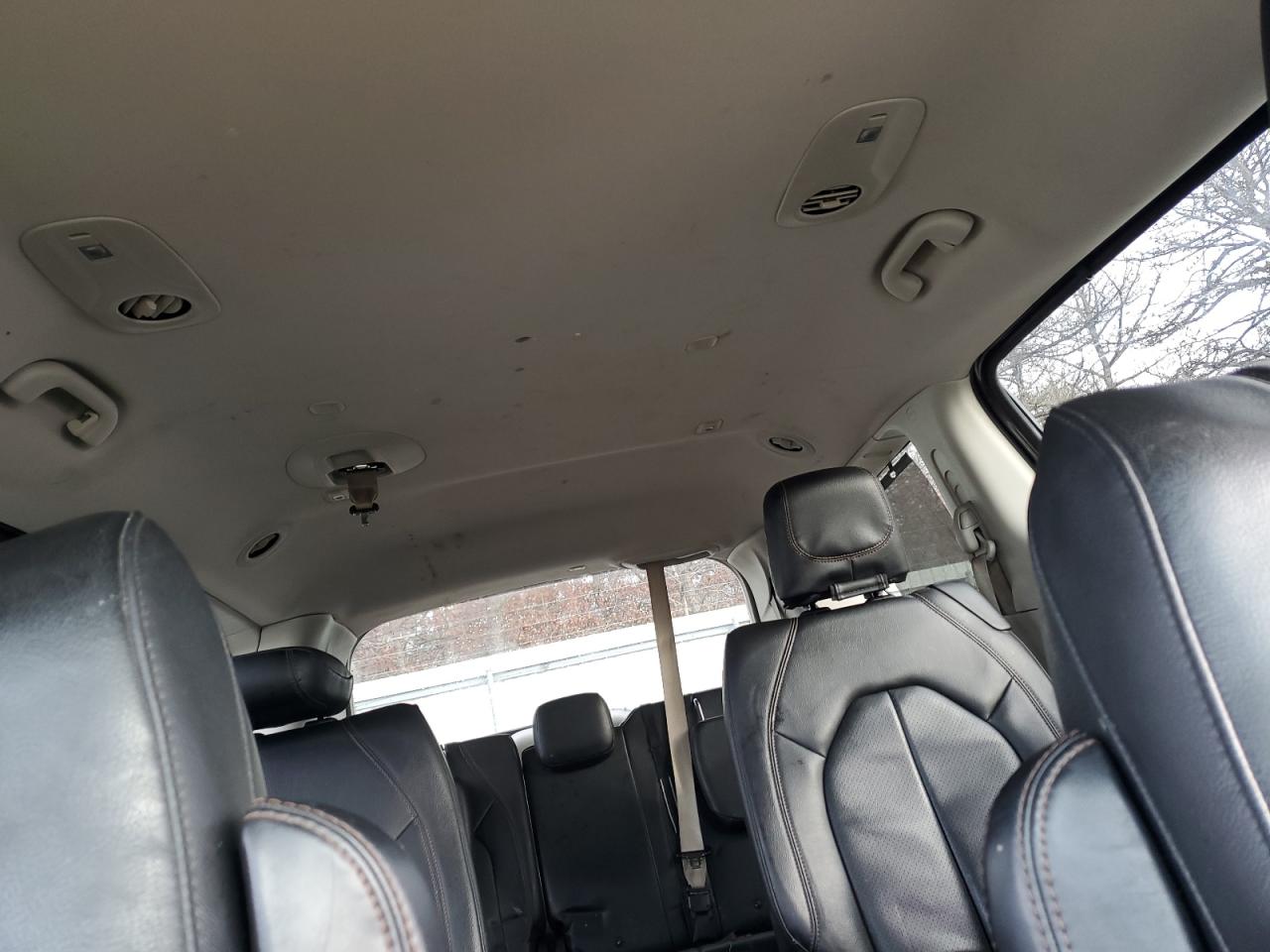 2019 Chrysler Pacifica Touring L VIN: 2C4RC1BG4KR733255 Lot: 84068334