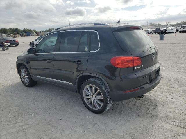  VOLKSWAGEN TIGUAN 2012 Черный