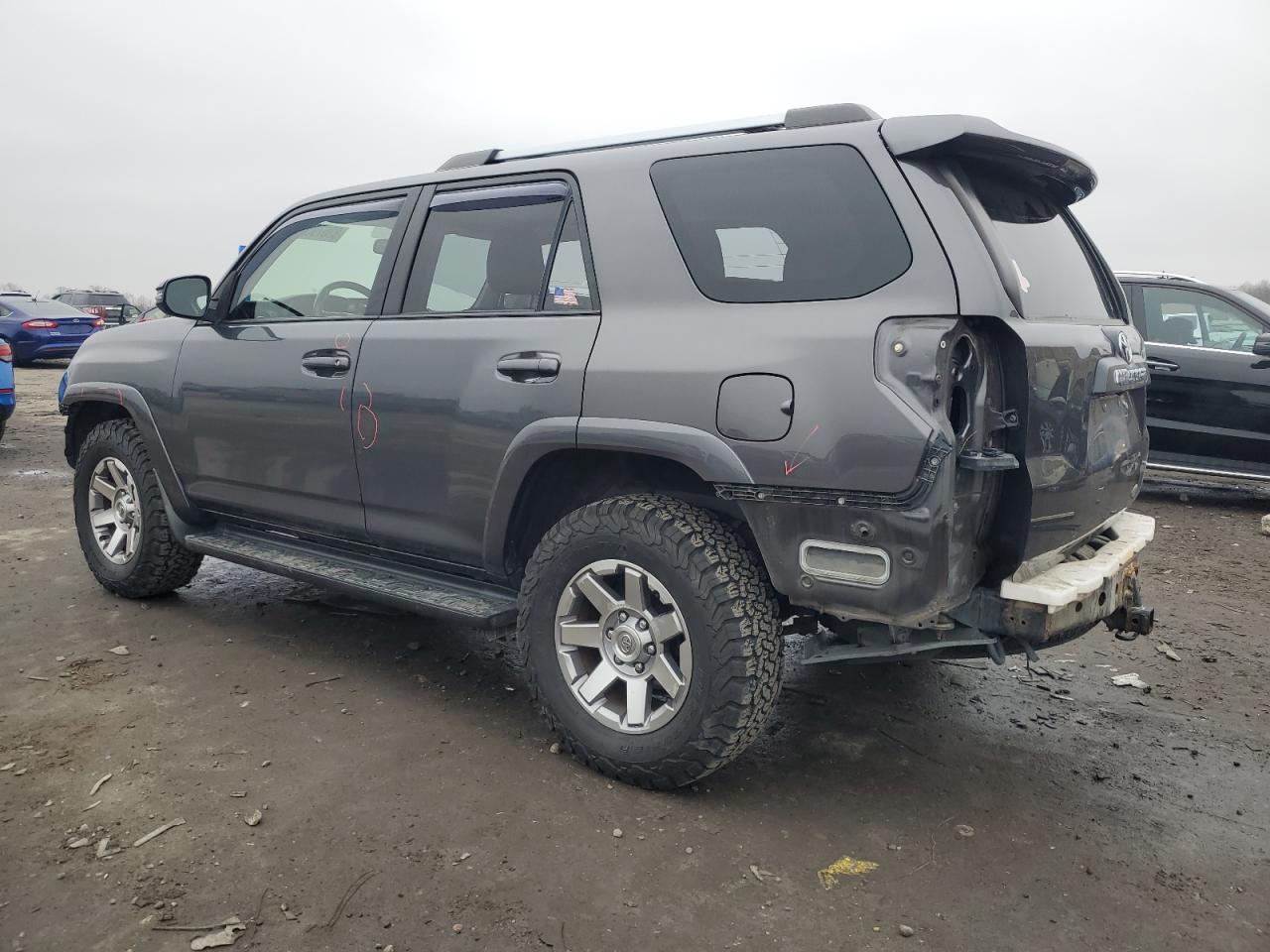 VIN JTEBU5JR3F5254431 2015 TOYOTA 4RUNNER no.2