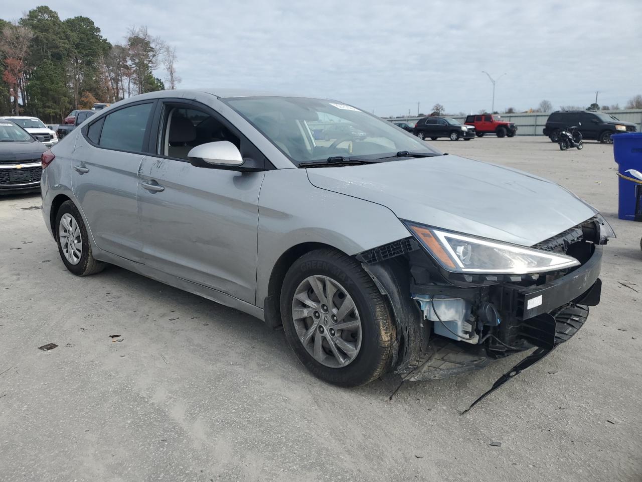 VIN 5NPD74LF9LH600253 2020 HYUNDAI ELANTRA no.4