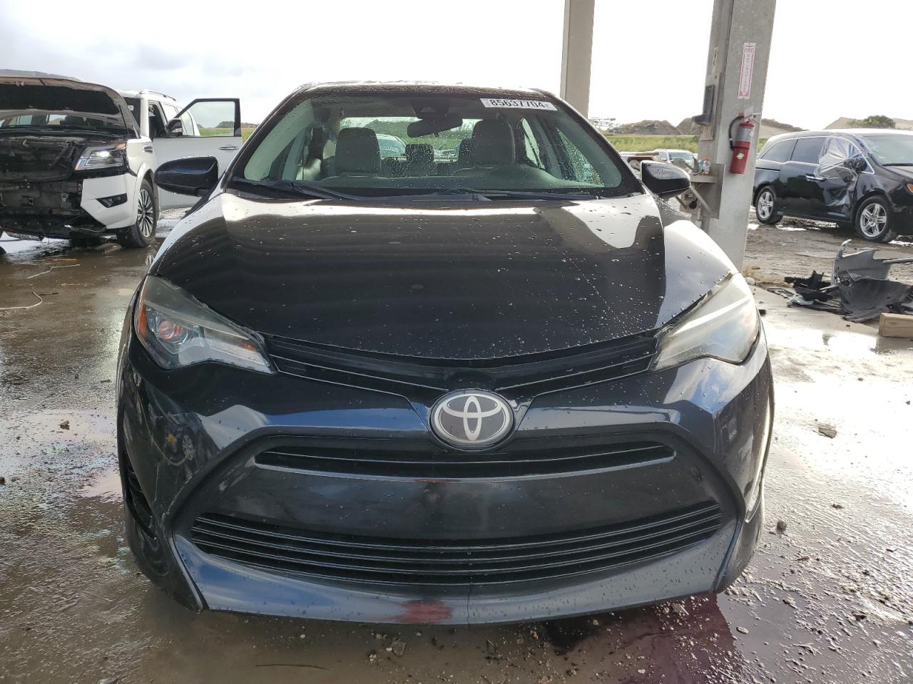 VIN 5YFBURHE8JP821291 2018 TOYOTA COROLLA no.5