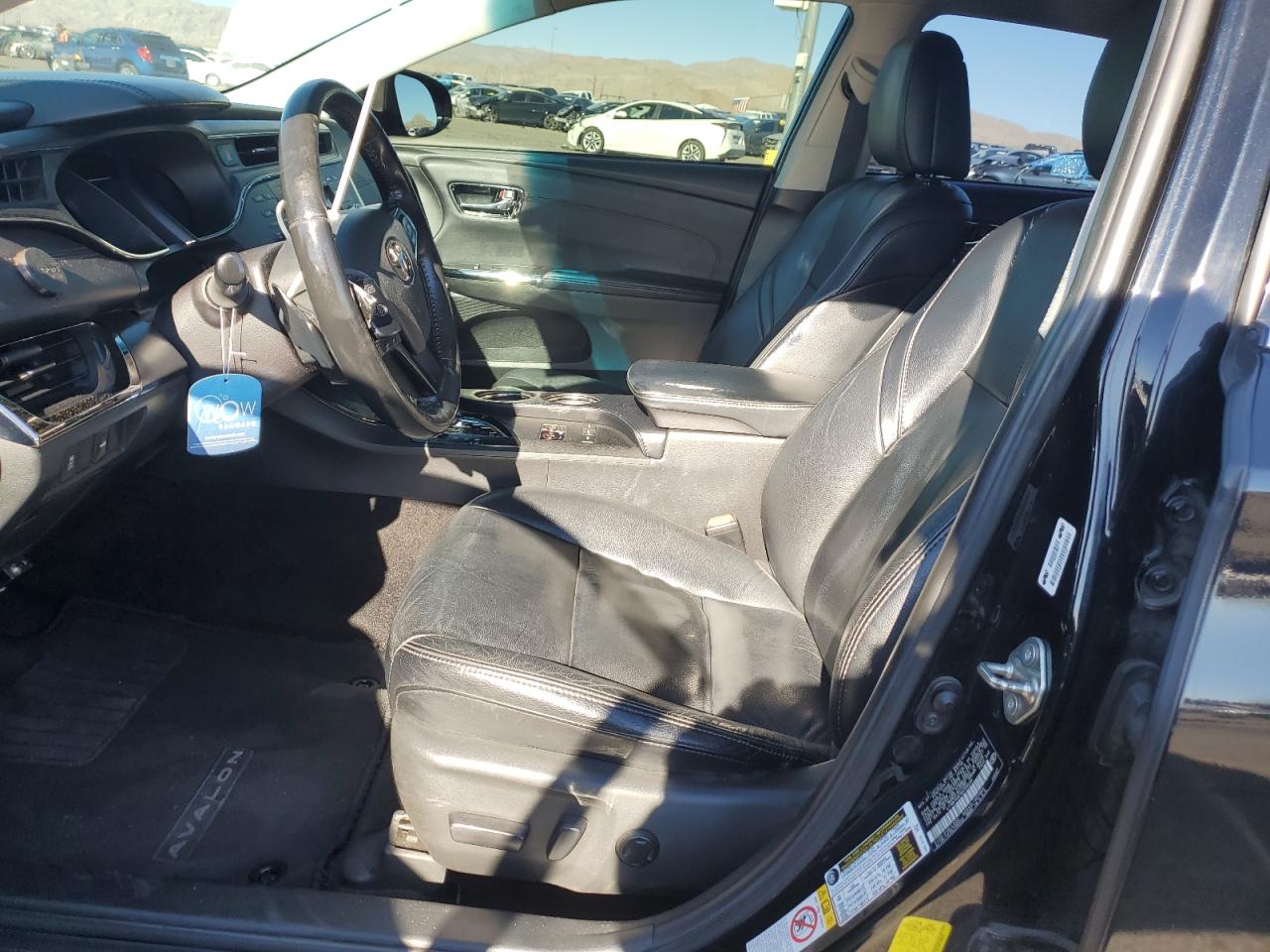 2016 Toyota Avalon - Image 7