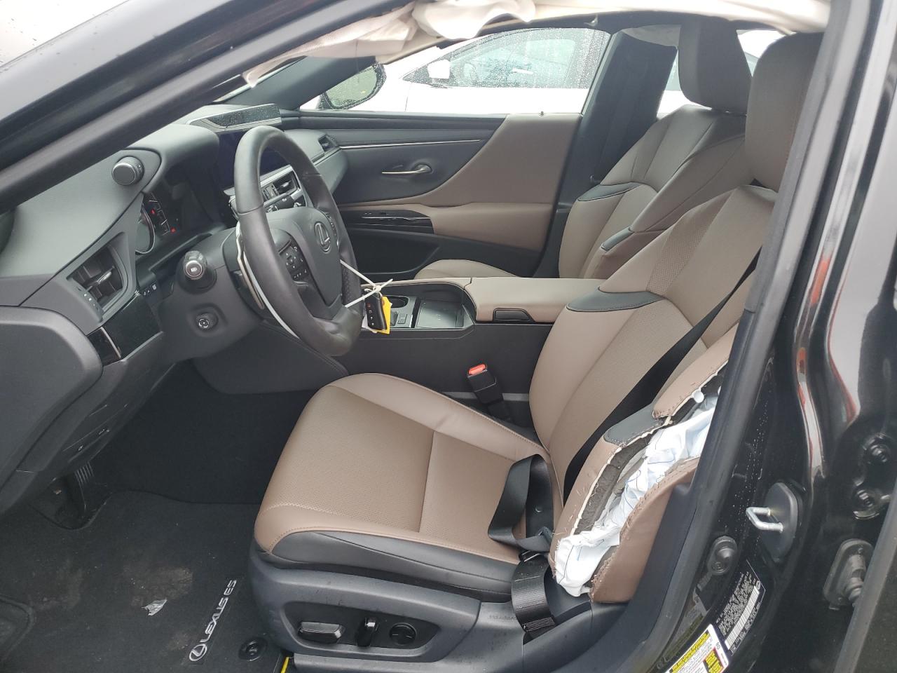 2024 Lexus ES - Image 7