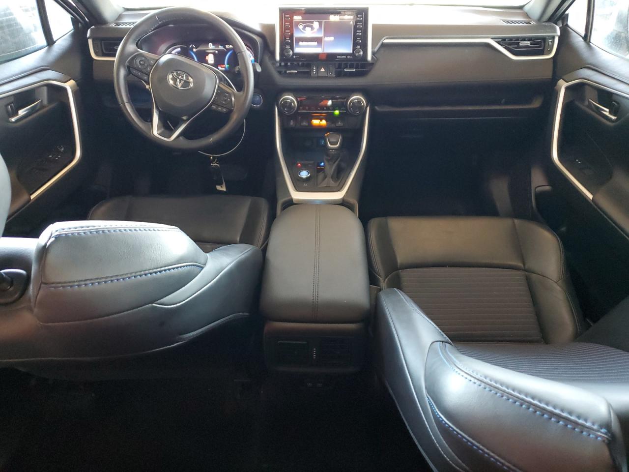 2021 Toyota RAV 4 - Image 8