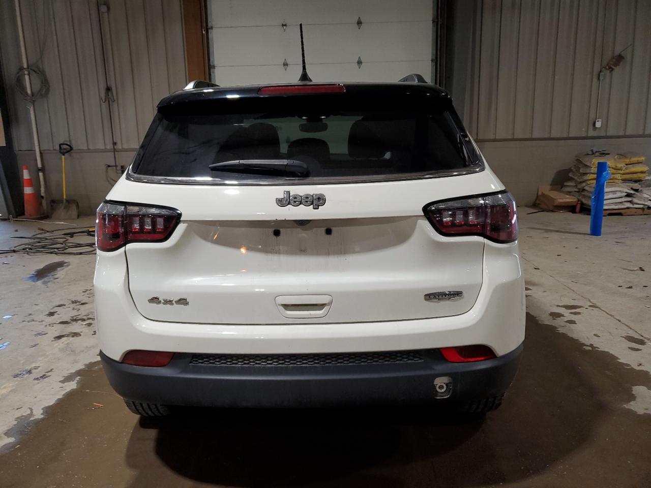 2018 Jeep Compass - Image 6