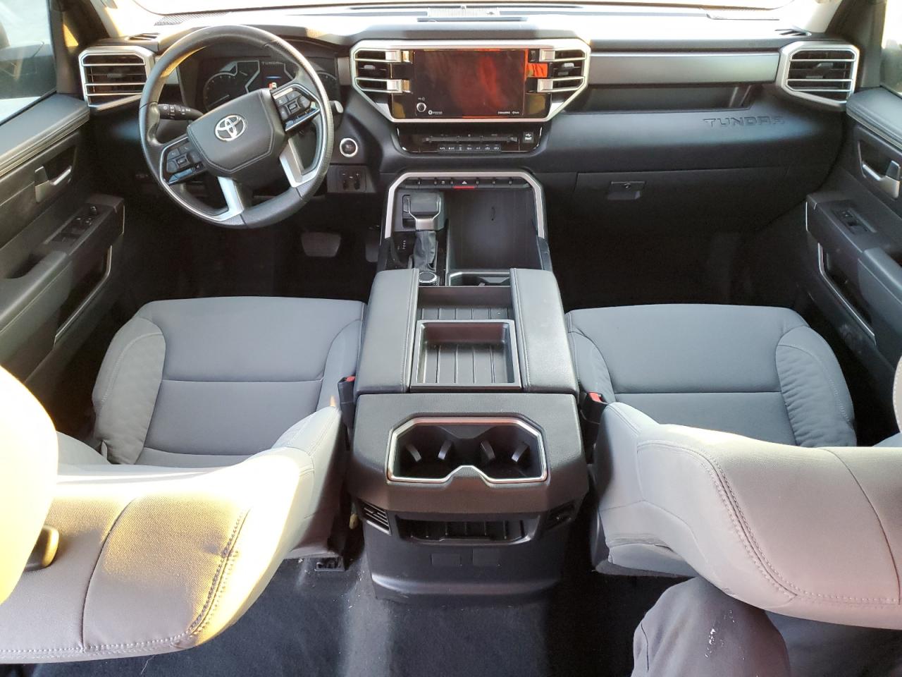 2023 Toyota Tundra - Image 8