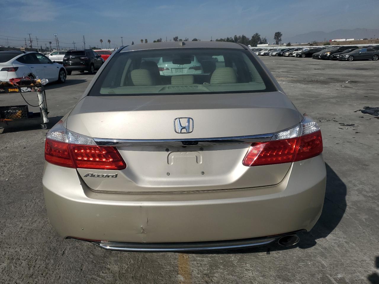 VIN 1HGCR2F80DA076587 2013 HONDA ACCORD no.6