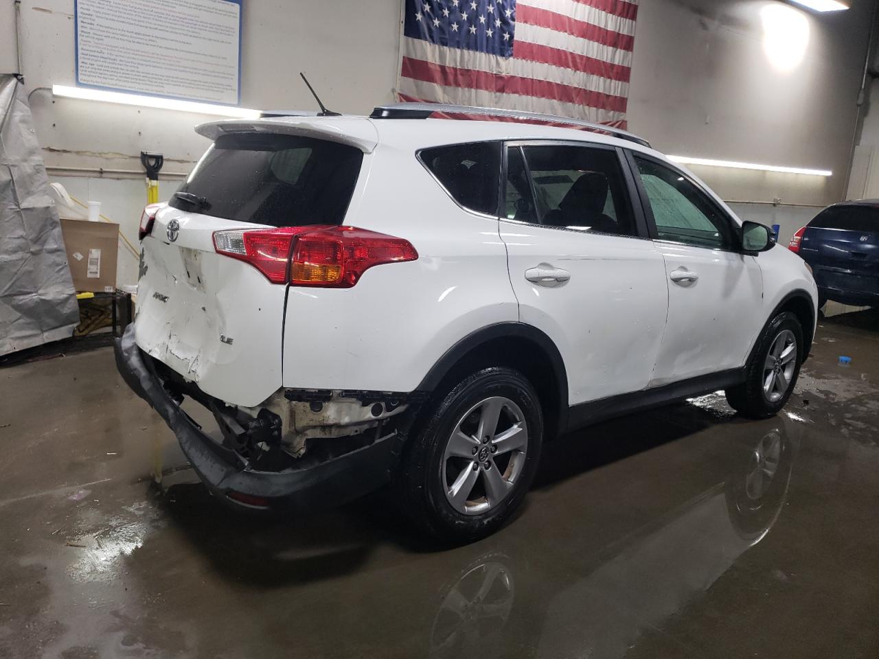 2015 Toyota RAV 4 - Image 3