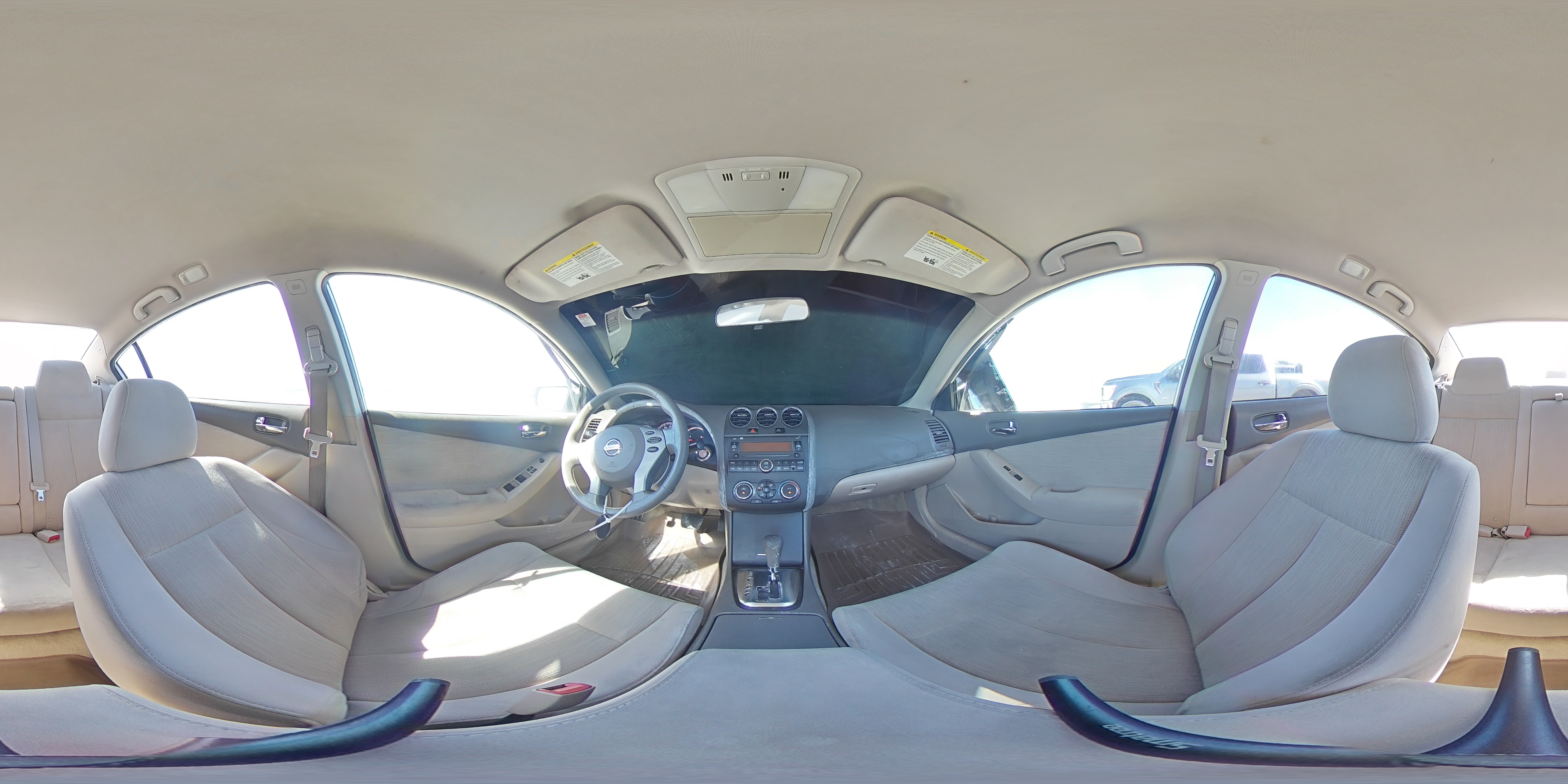 2012 Nissan Altima - Image 15