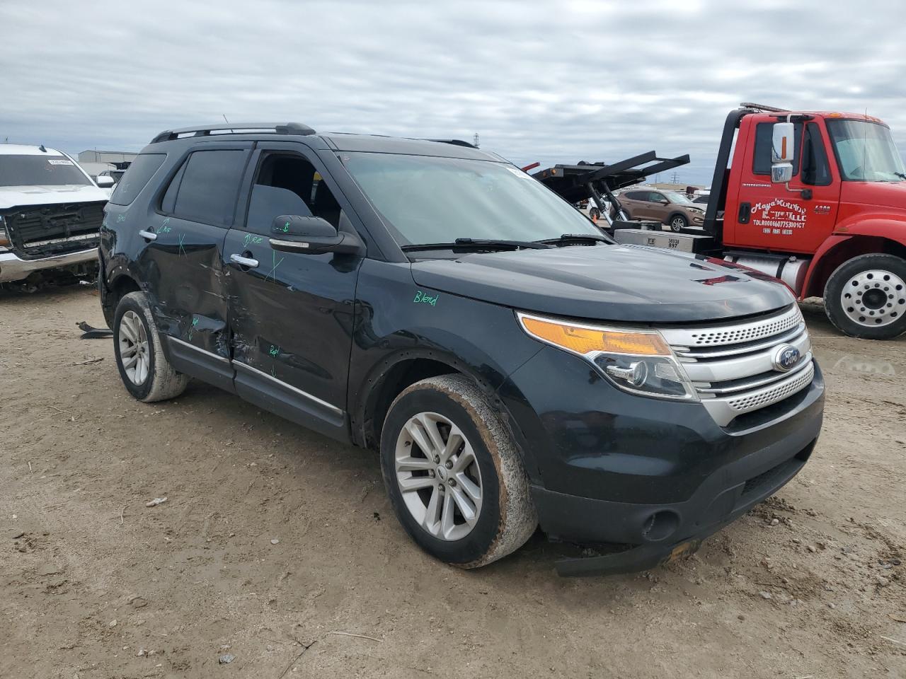 2014 Ford Explorer - Image 4