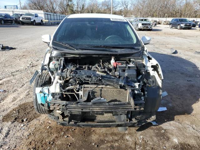  NISSAN VERSA 2020 Белый