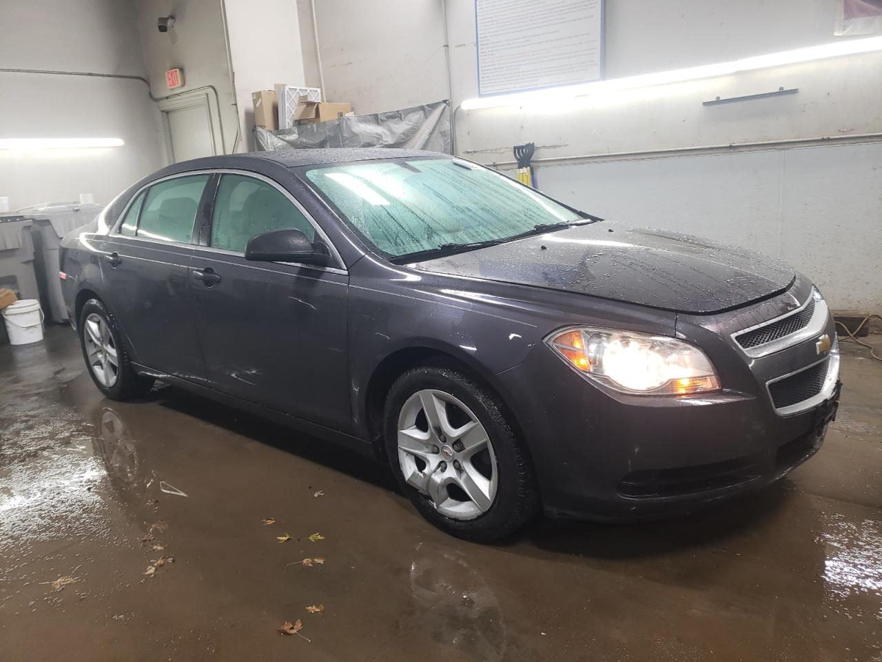 2011 Chevrolet Malibu - Image 4