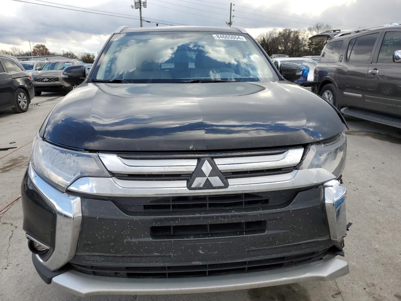 2018 Mitsubishi Outlander - Image 5