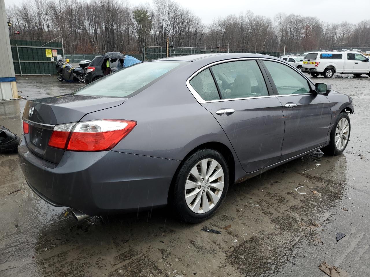 VIN 1HGCR2F77EA119637 2014 HONDA ACCORD no.3