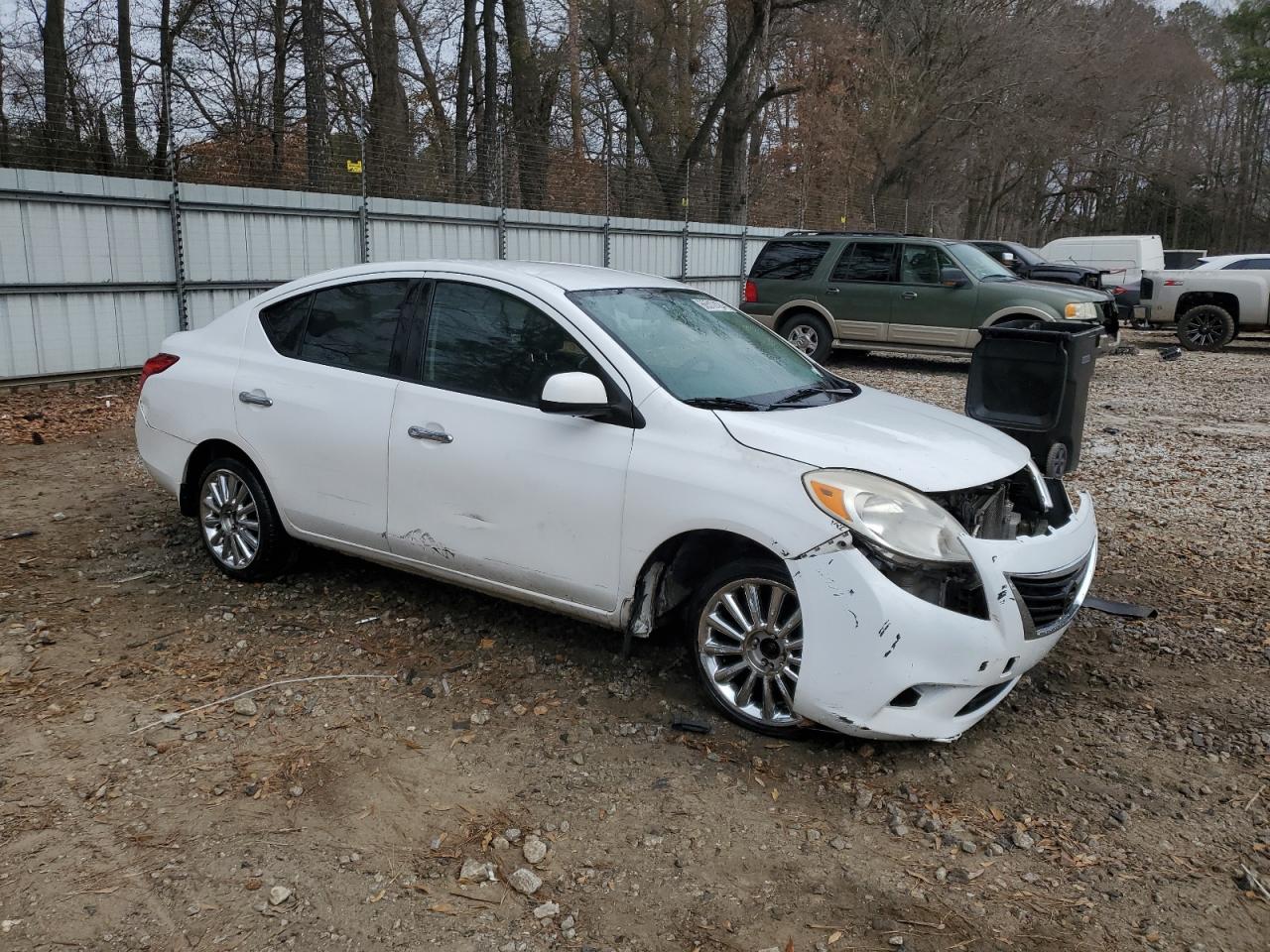 2012 Nissan Versa - Image 4