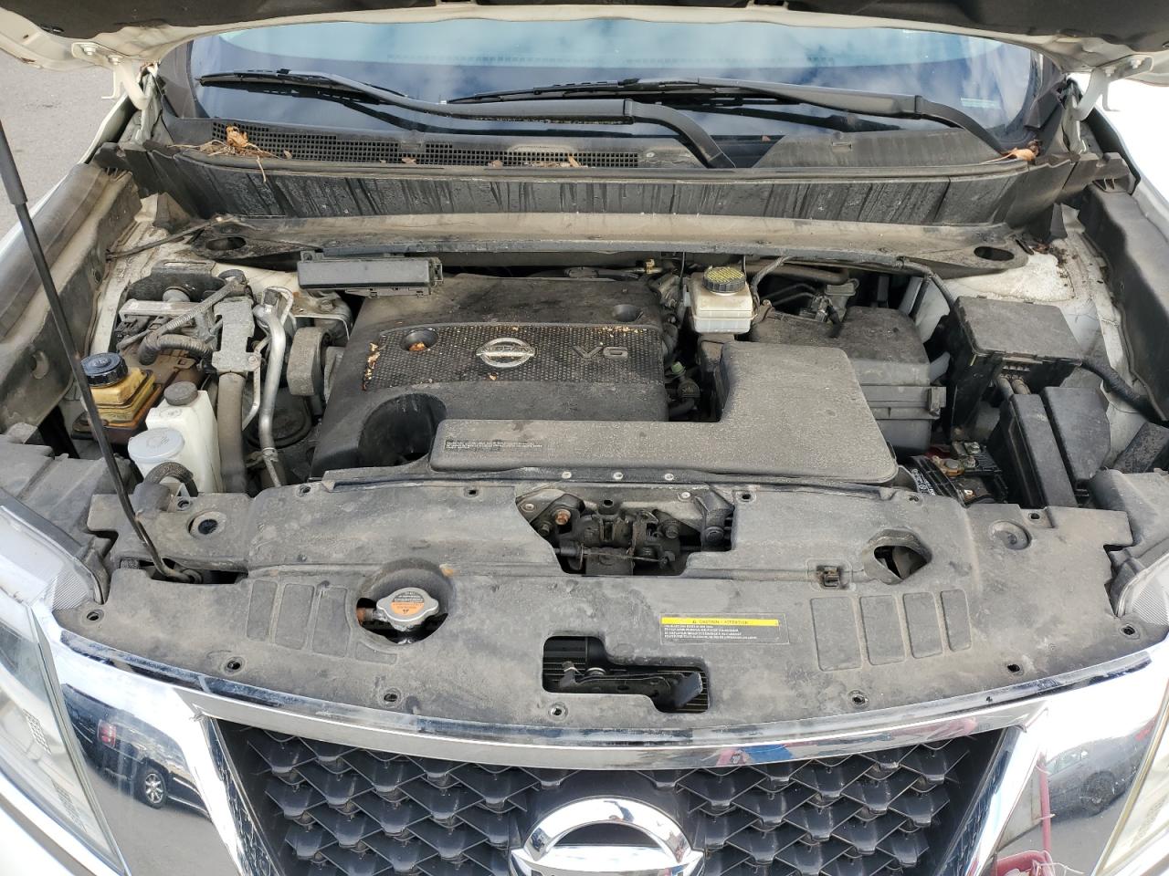 2014 Nissan Pathfinder - Image 12