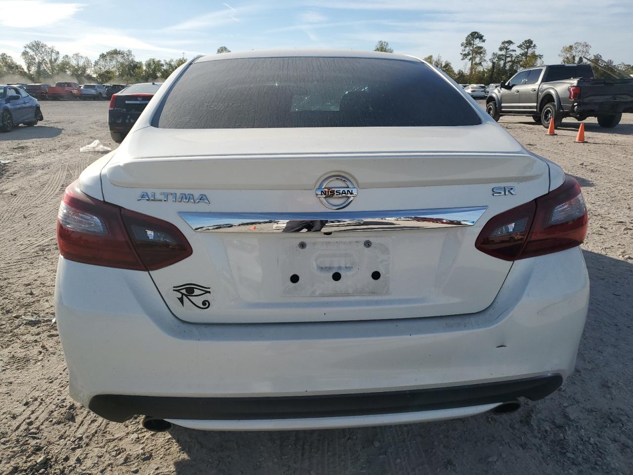 2018 Nissan Altima - Image 6