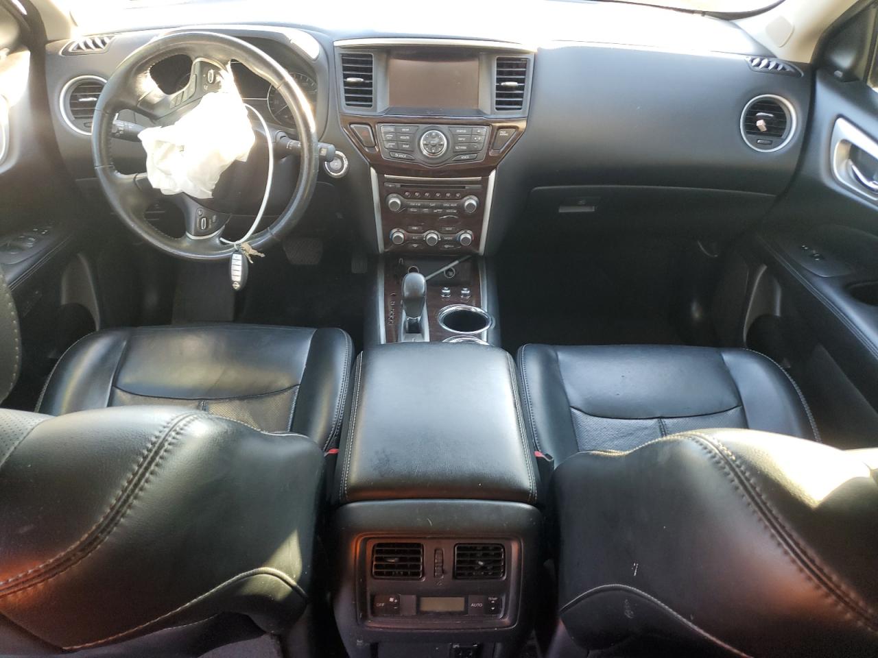 2015 Nissan Pathfinder - Image 8