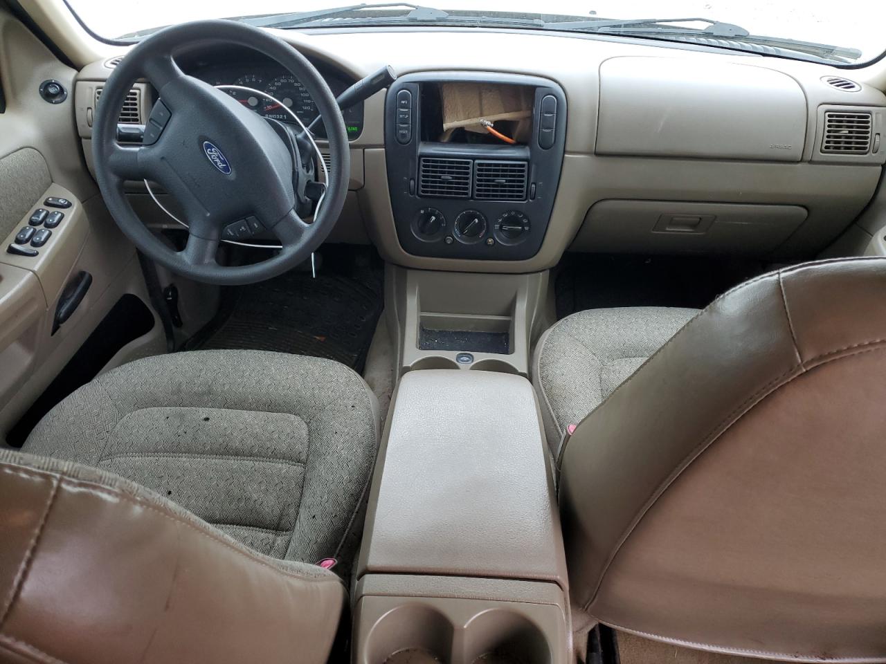 2005 Ford Explorer - Image 8