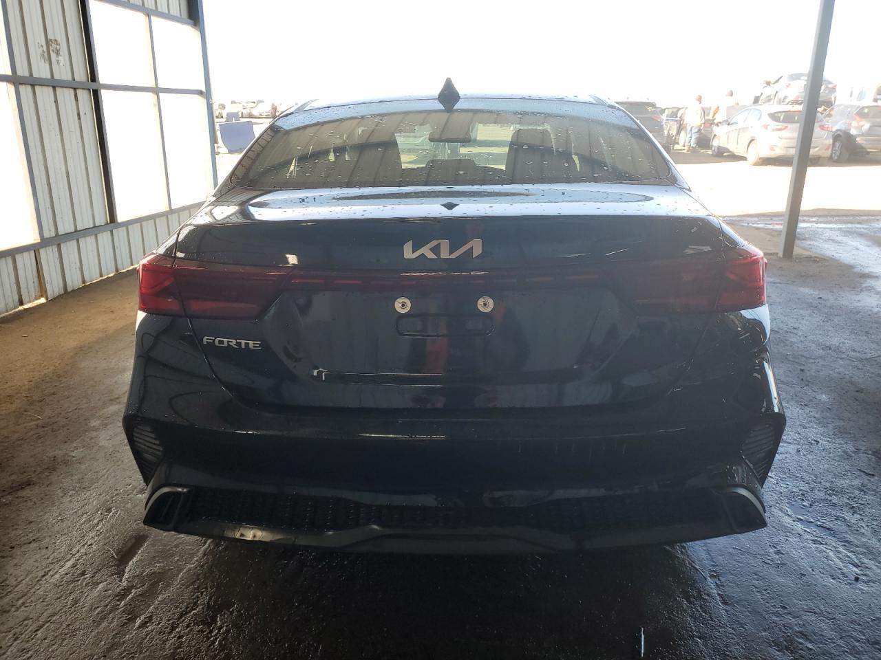 2024 Kia Forte - Image 6