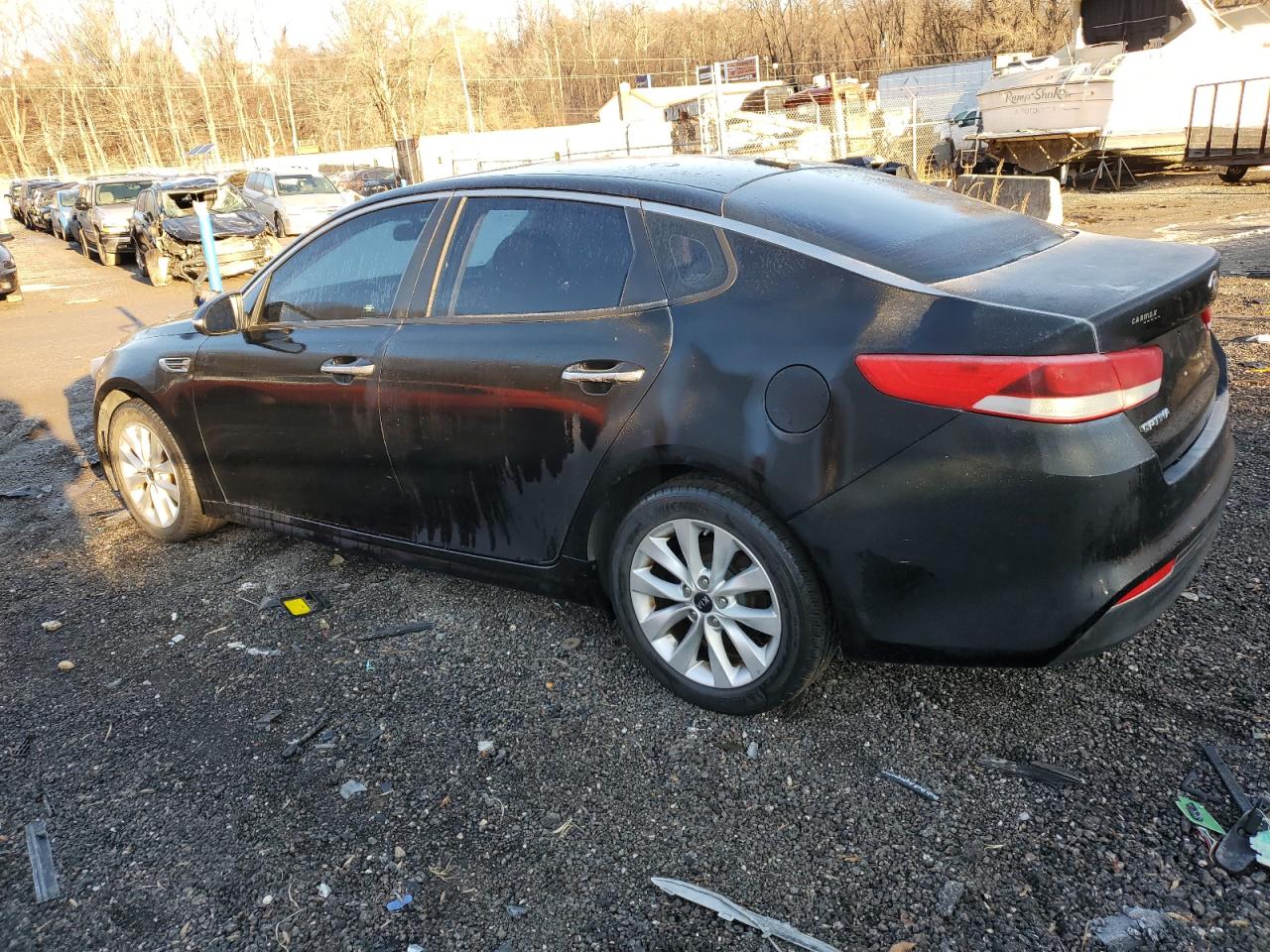 VIN 5XXGT4L33GG083175 2016 KIA OPTIMA no.2