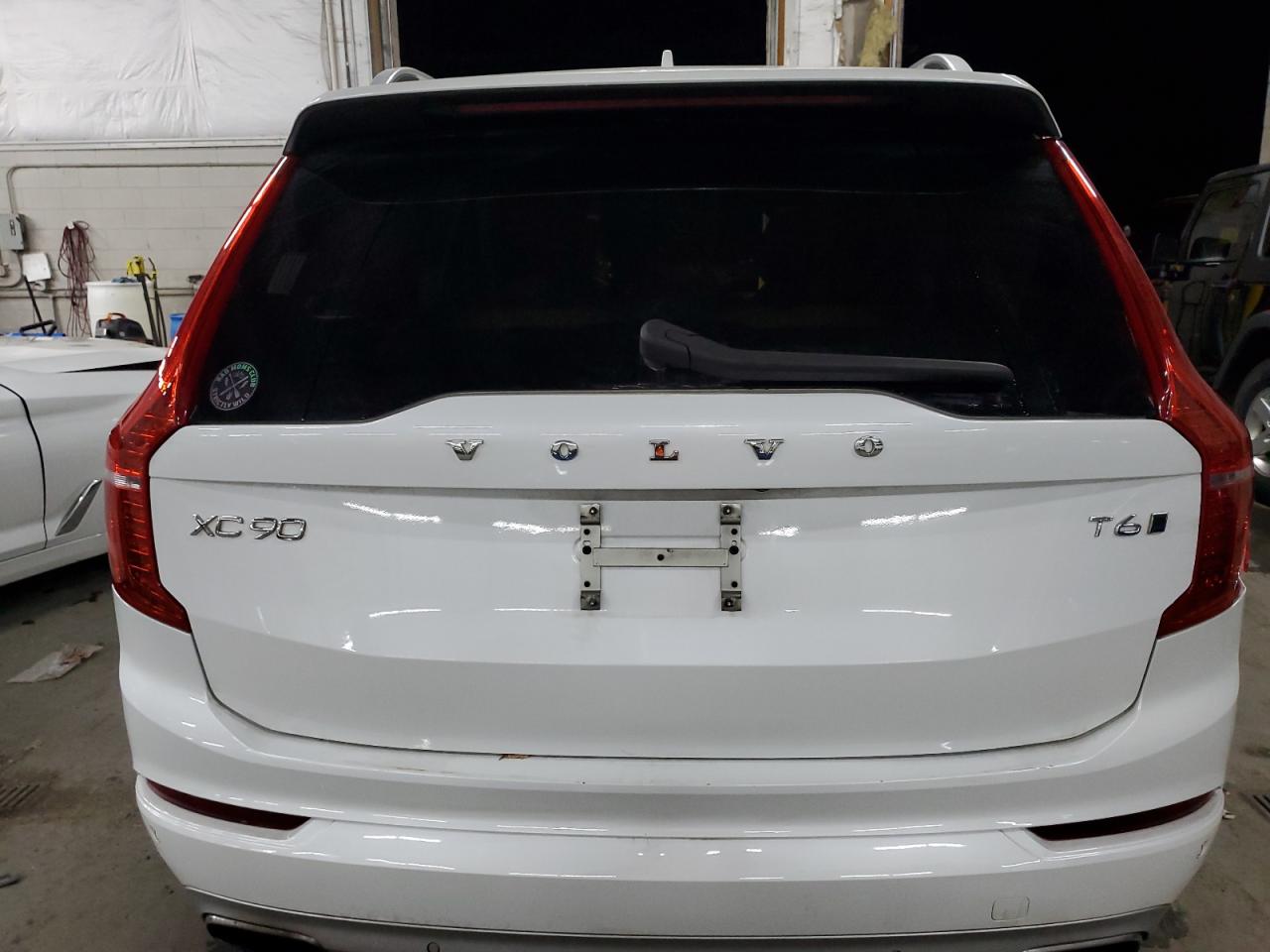 2016 Volvo XC90 - Image 6