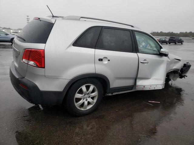 KIA SORENTO 2012 Silver