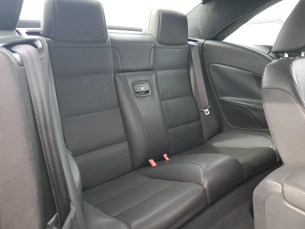2009 Volkswagen Eos - Image 10