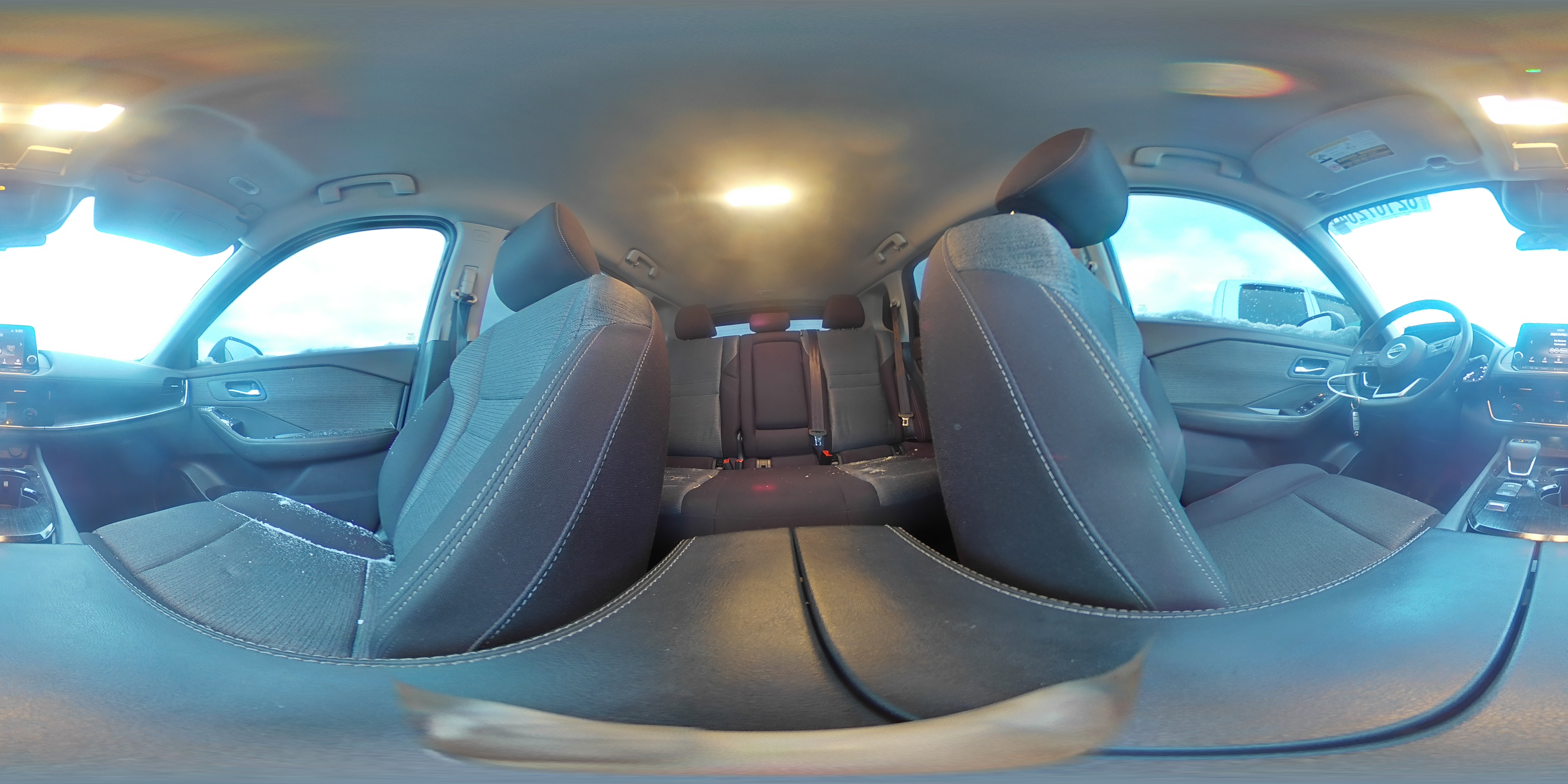 2021 Nissan Rogue - Image 13