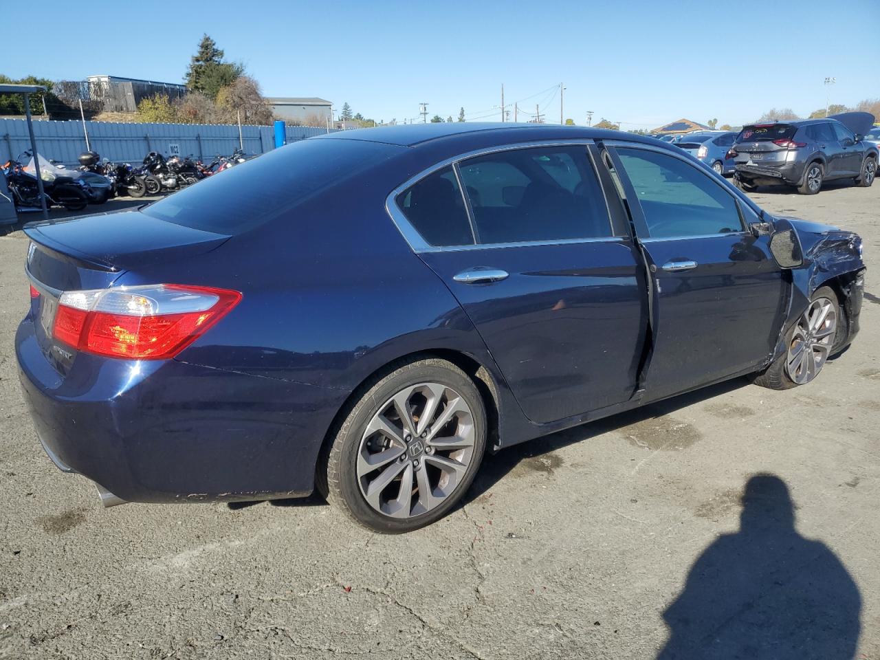 VIN 1HGCR2F58EA073282 2014 HONDA ACCORD no.3