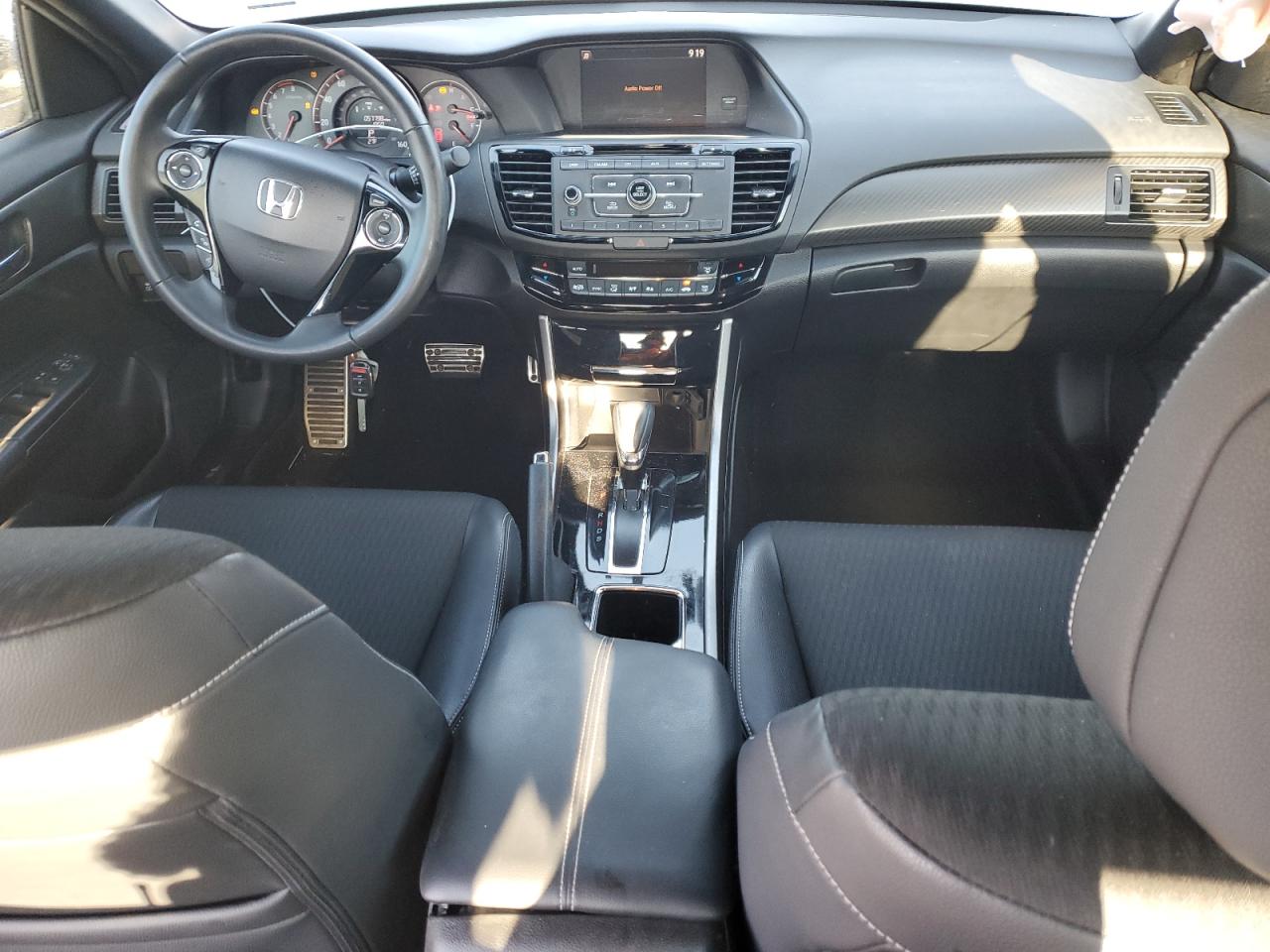 2017 Honda Accord - Image 8