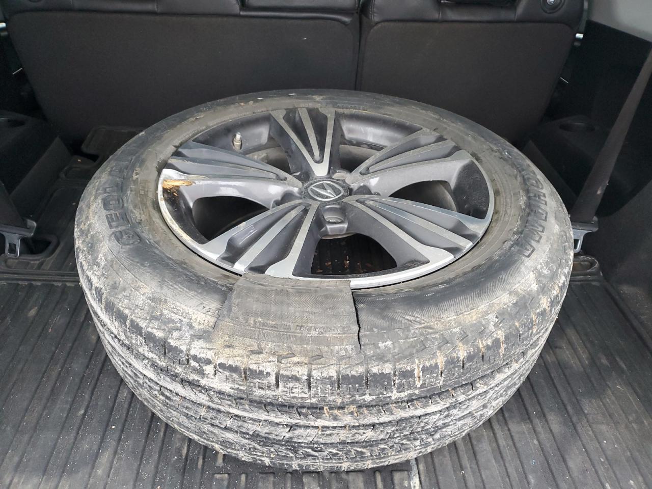 2018 Acura MDX - Image 13