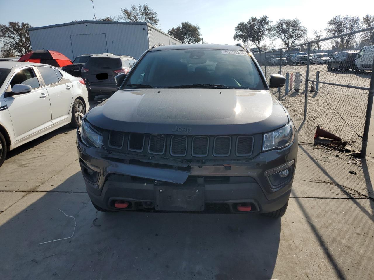 VIN 3C4NJDDB2MT553537 2021 JEEP COMPASS no.5