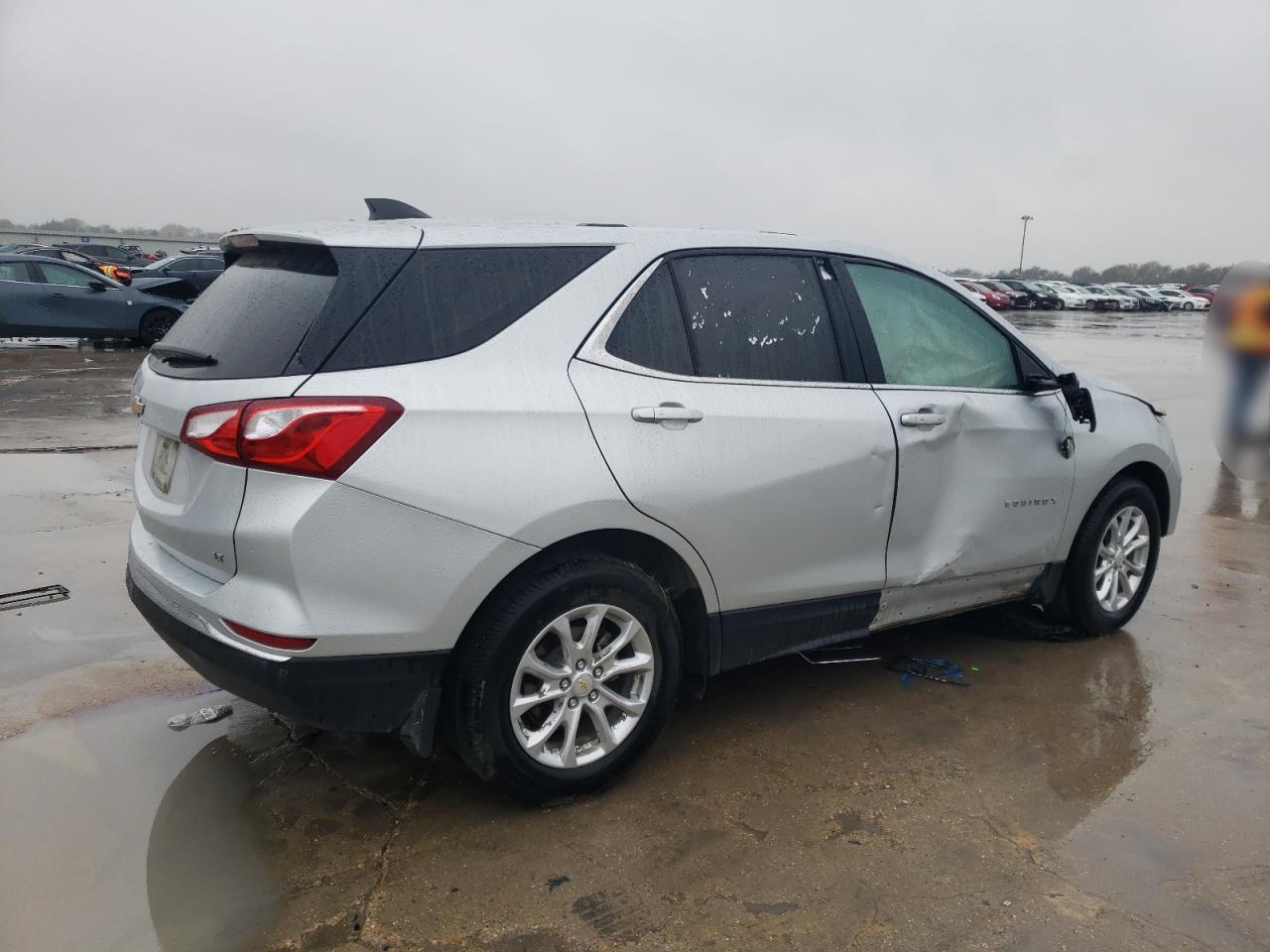 2018 Chevrolet Equinox - Image 3