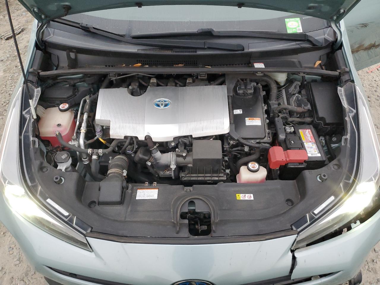 2019 Toyota Prius - Image 11