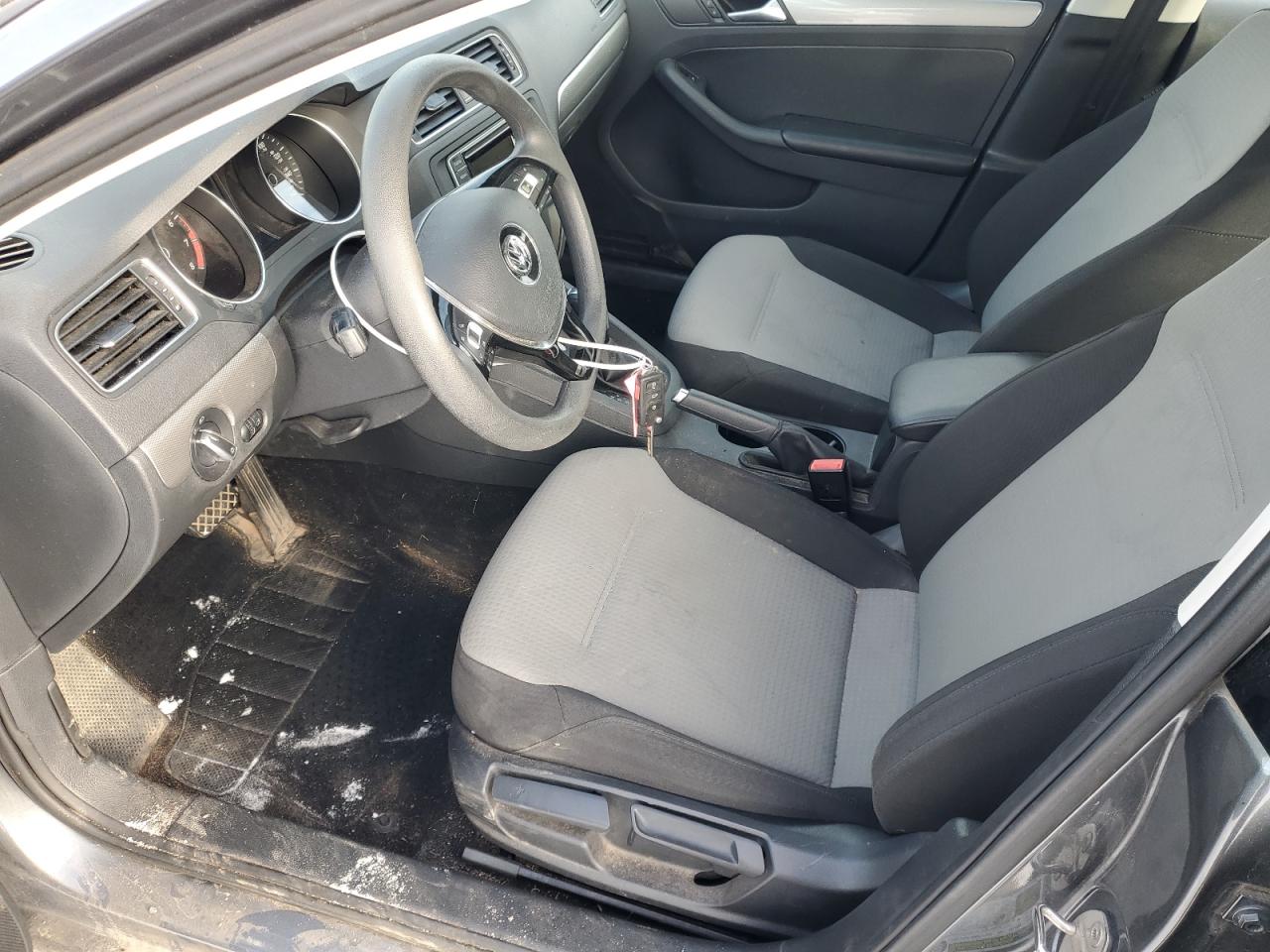 2017 Volkswagen Jetta - Image 7
