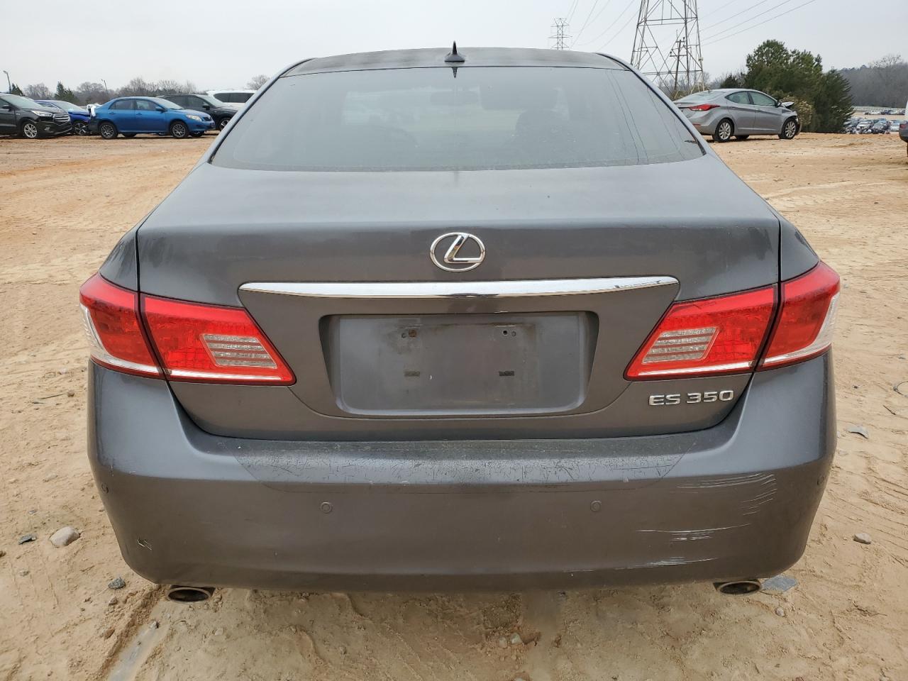 2012 Lexus ES - Image 6