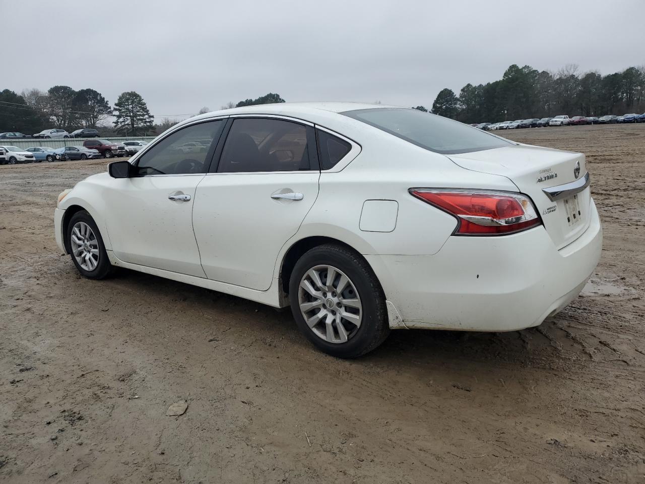 1N4AL3AP2FC175128 2015 NISSAN ALTIMA - Image 2
