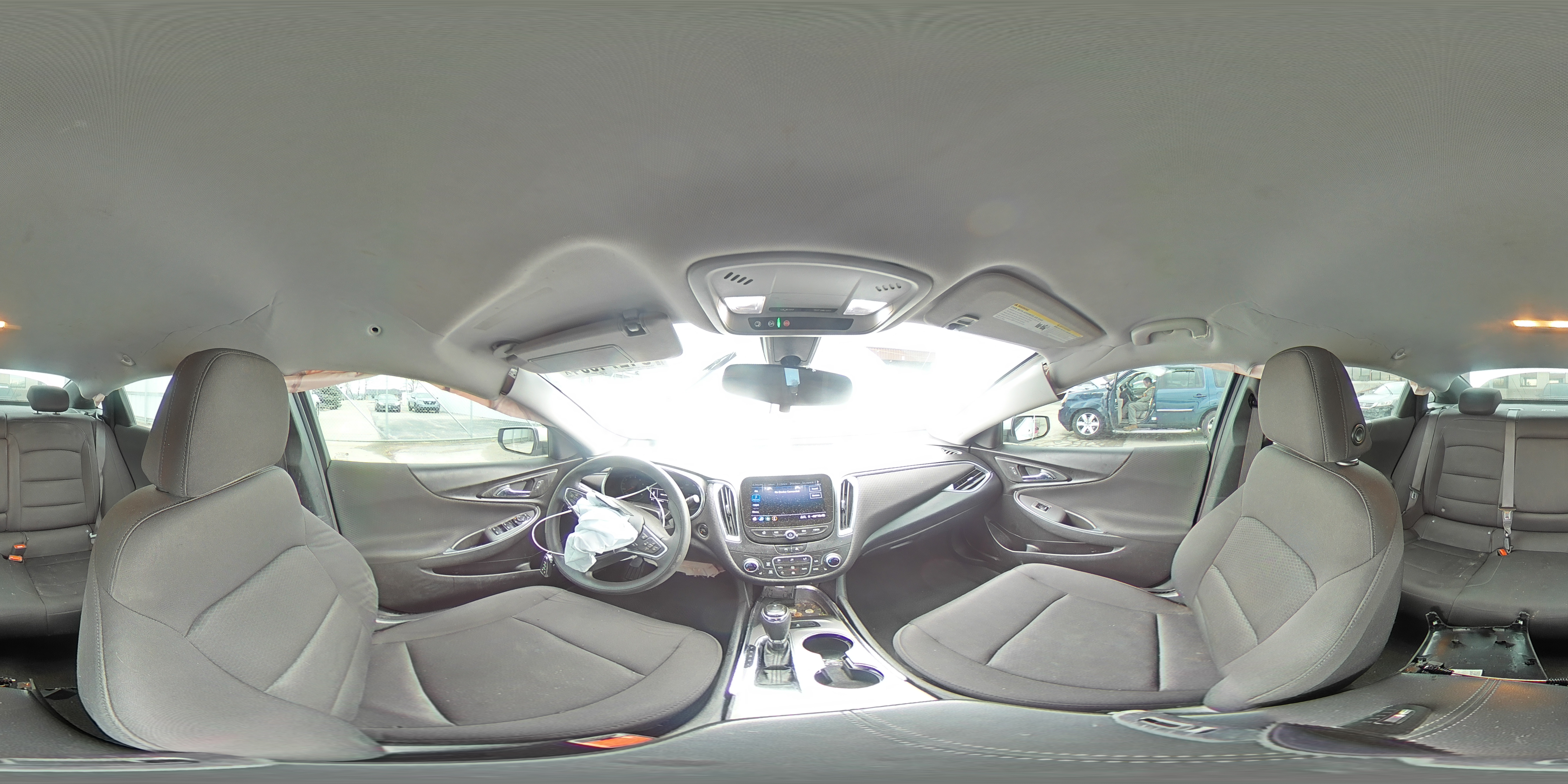 2020 Chevrolet Malibu - Image 13