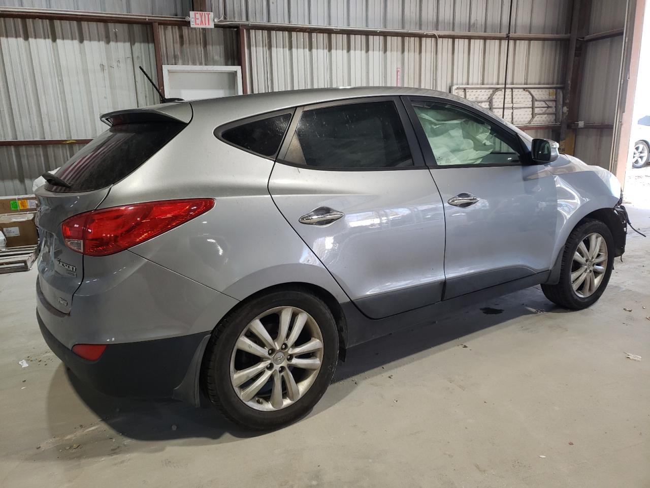 2011 Hyundai Tucson - Image 3