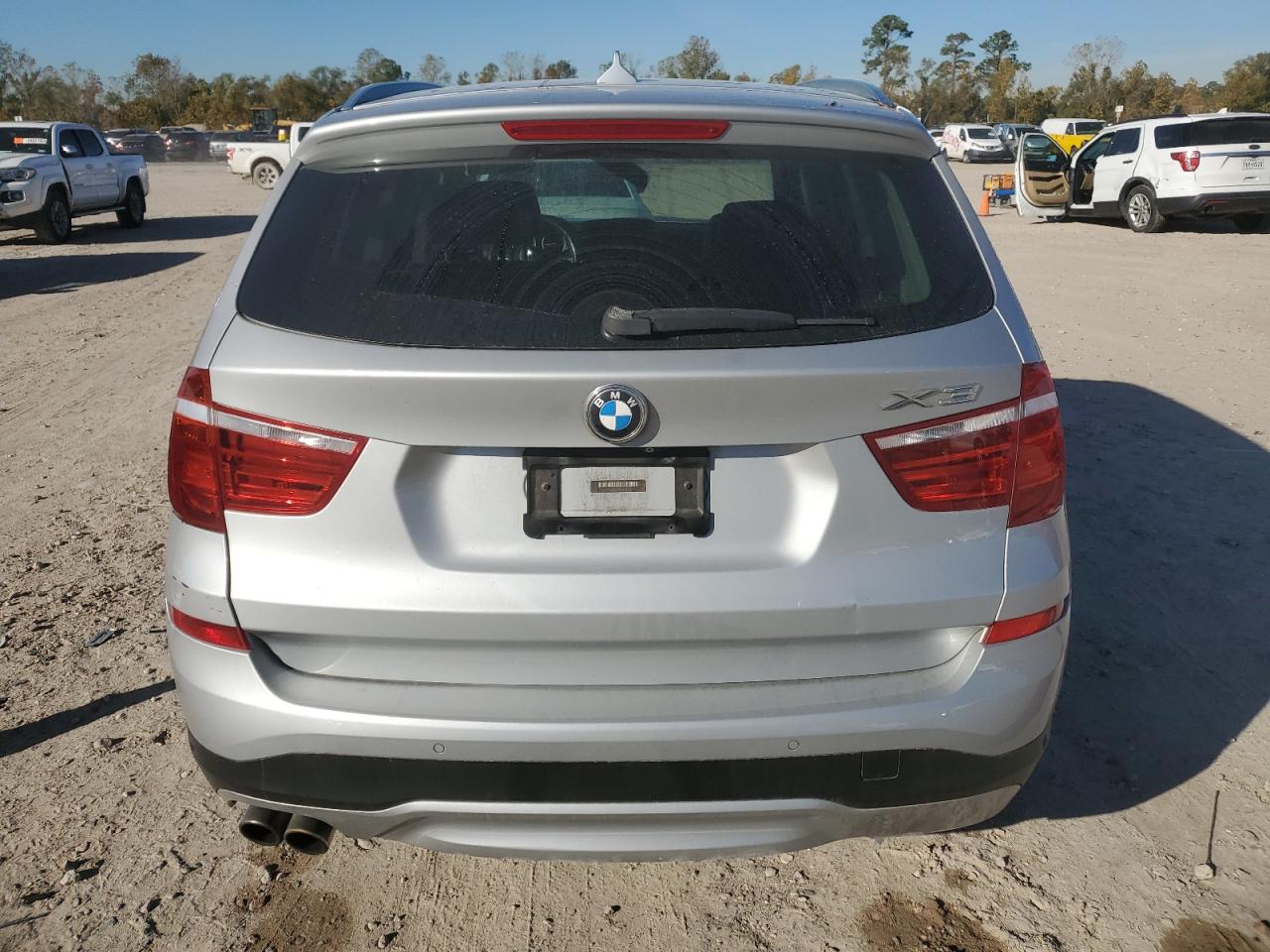 VIN 5UXWX9C50F0D52961 2015 BMW X3 no.6